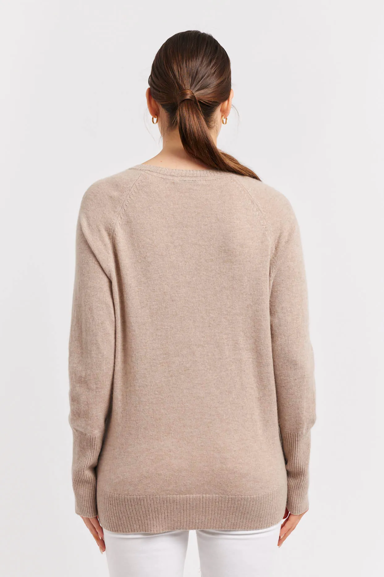 Fifi V Cashmere Sweater in Cobblestone